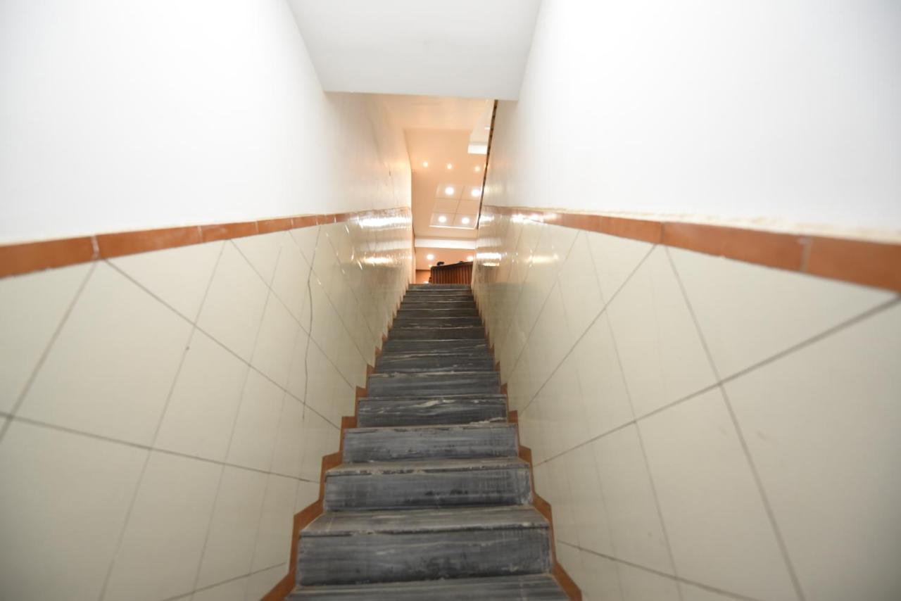Hotel Mayur Gorakhpur Esterno foto