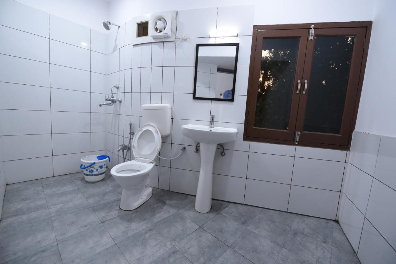 Hotel Mayur Gorakhpur Esterno foto